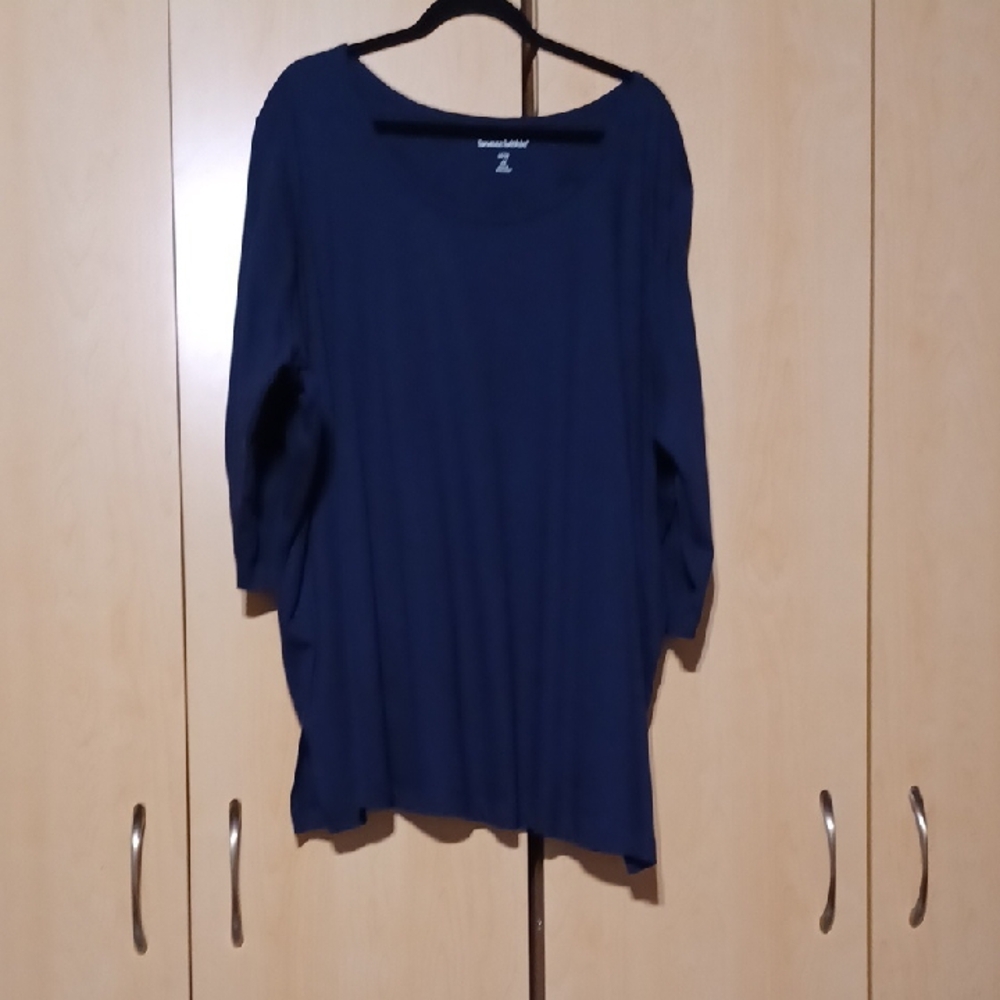 Women's Navy Blue Top